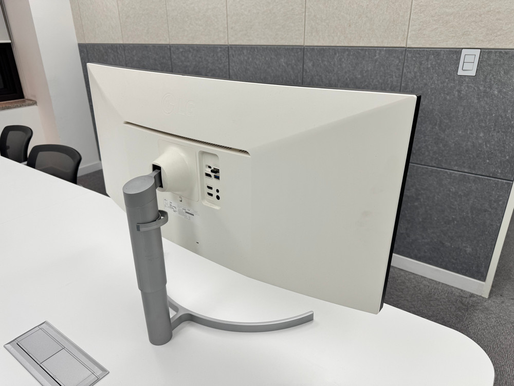 LG 38인치 와이드모니터 144hz--1