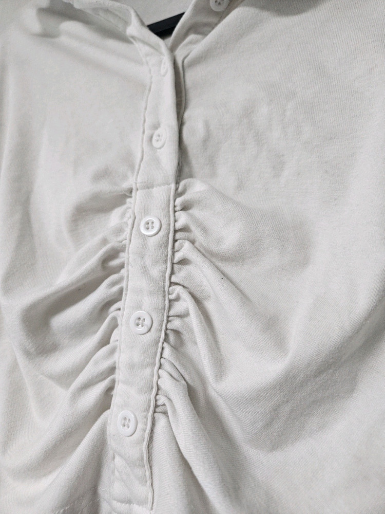 화이트 반팔 카라 셔츠--1