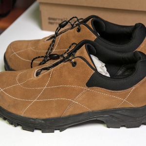 야세 하이킹 슈즈 머스타드 270