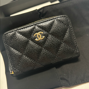 샤넬 캐비어 지퍼