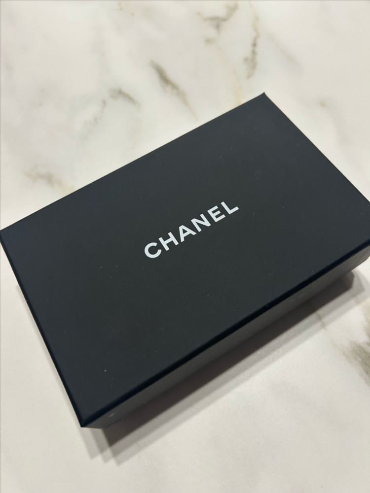 샤넬 캐비어 지퍼 새상품 (가격내림)--2