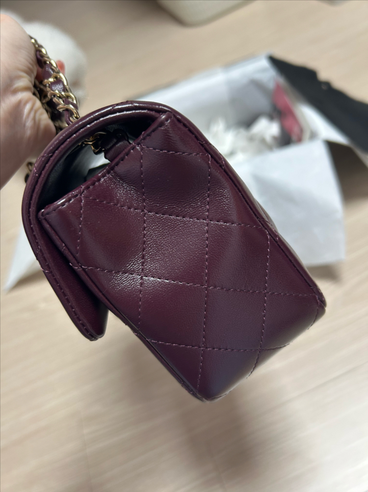 샤넬 뉴미니 버건디--6