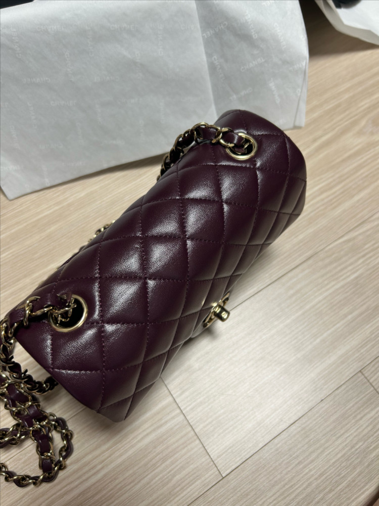 샤넬 뉴미니 버건디--7