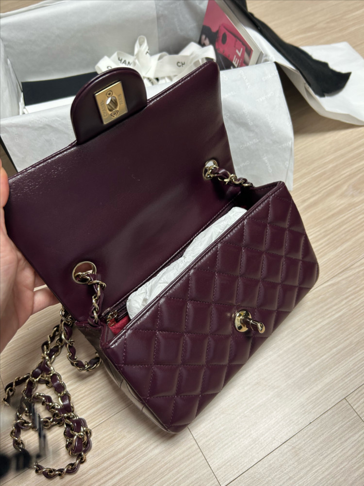 샤넬 뉴미니 버건디--8