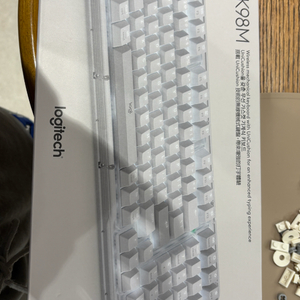 신품)로지텍 K98M 기계식 무선 키보드/화이트색