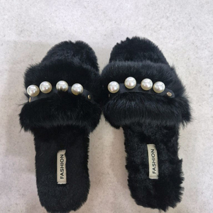 [새제품] 검정 털 진주 슬리퍼 225
