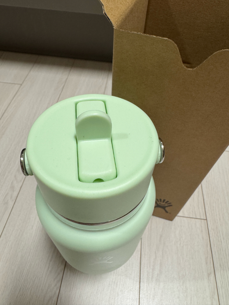 투썸플레이스 하이드로플라스크 보틀 709ml--1