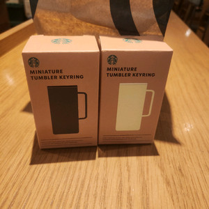 스타벅스 미니어처 텀블러 키링 세트 팝니다.