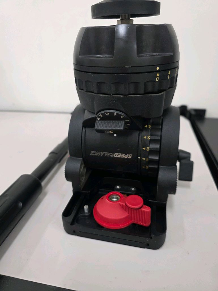 셔틀러 DV12SB , 3단 카본, 바닥스프레더, 가방(원통선택) 이미지