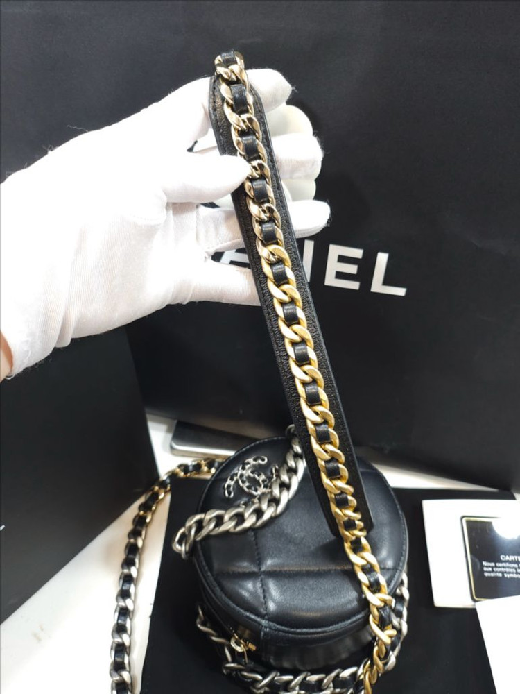 [새상품급]샤넬 블랙 램스킨 19 탬버린 체인 크로스백 은장 이미지