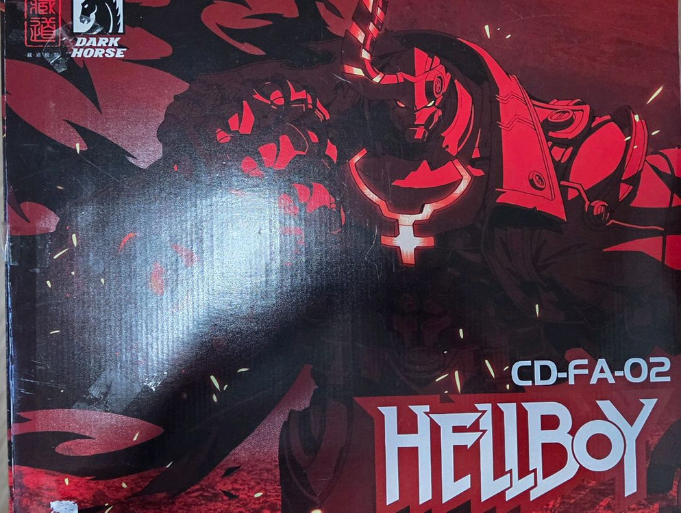 초합금 장도모형 헬보이 판매 핫토이X 이미지