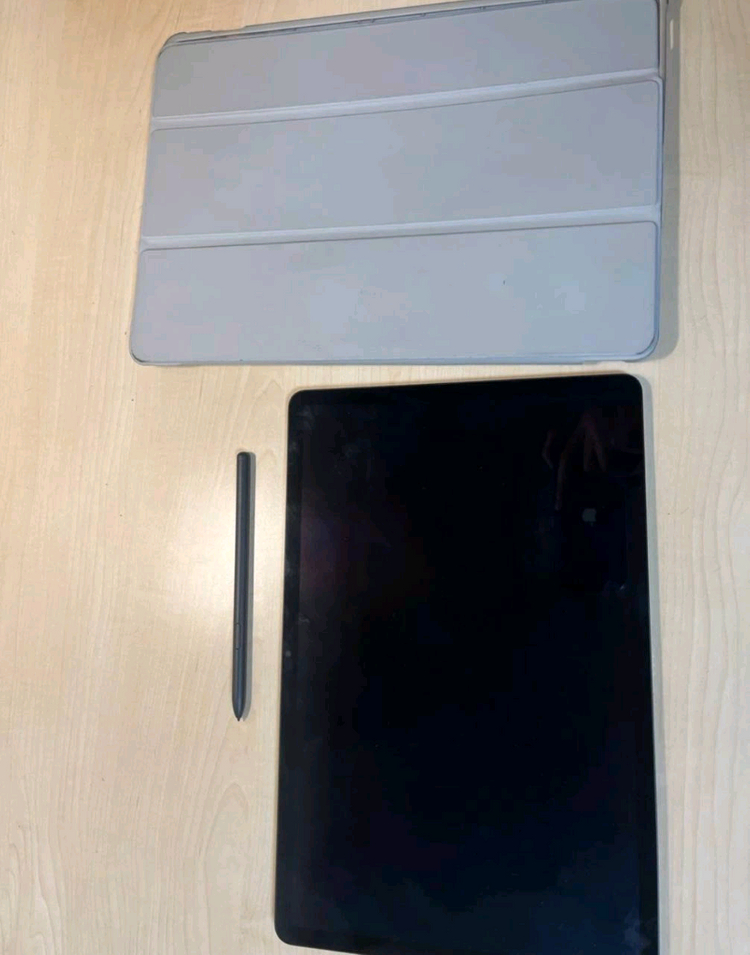 갤럭시탭 s8플러스 5G 512GB + s펜 포함--1