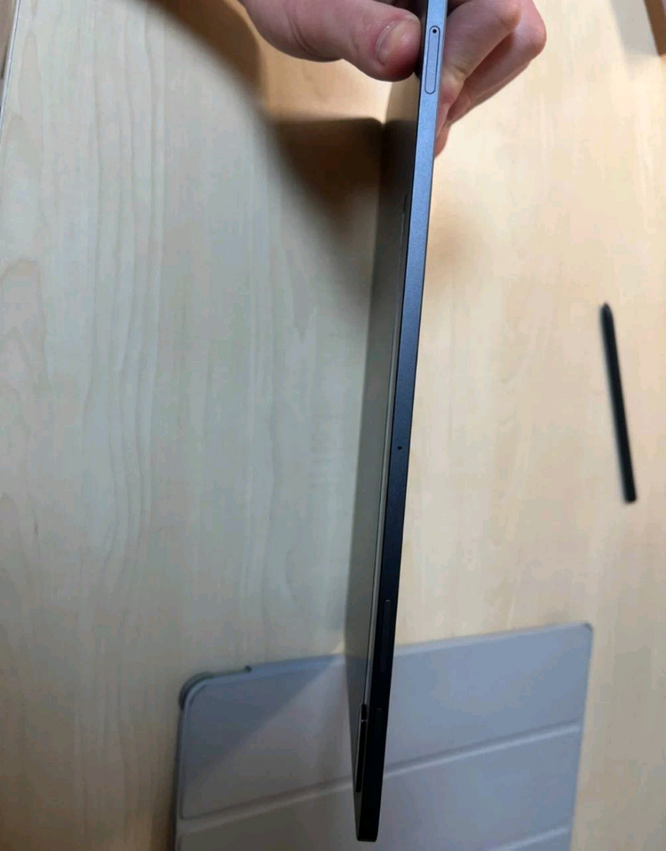 갤럭시탭 s8플러스 5G 512GB + s펜 포함--2