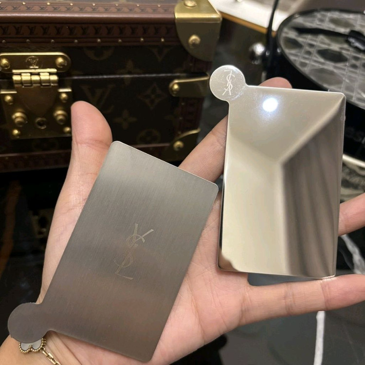 입생로랑 손거울 블루/핑크 이미지