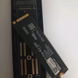 P3 Plus 500GB M.2 SSD + 케이스