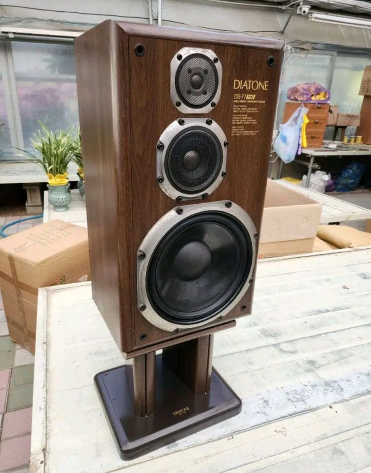 다이아톤 DIATONE DS-77HR 빈티지 명기 스피커 원목 스텐드포함 이미지
