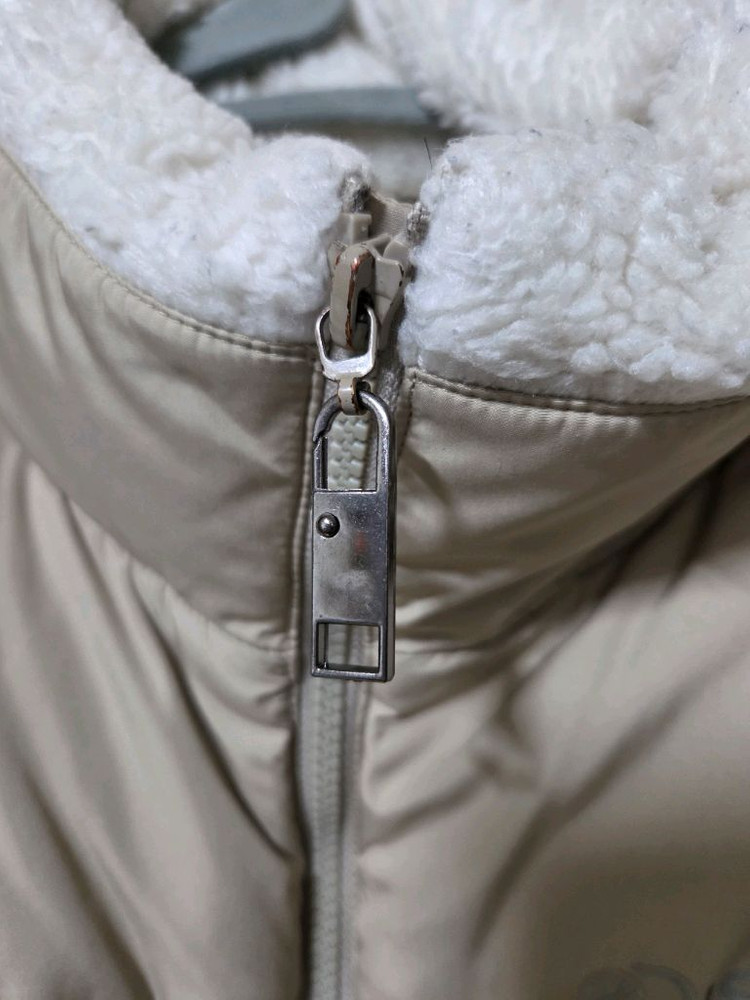 디스커버리 다운자켓 95사이즈--1