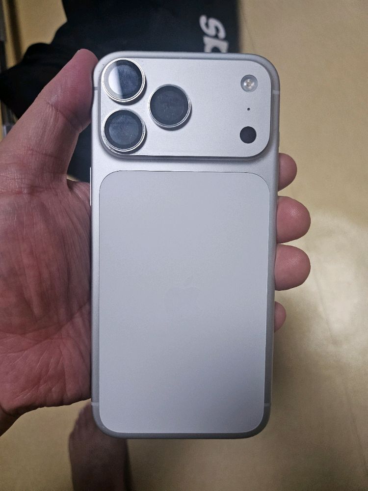 아이폰17 프로맥스 실버 512GB--1