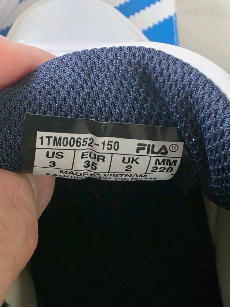 휠라 운동화(단화) 220 새상품--5