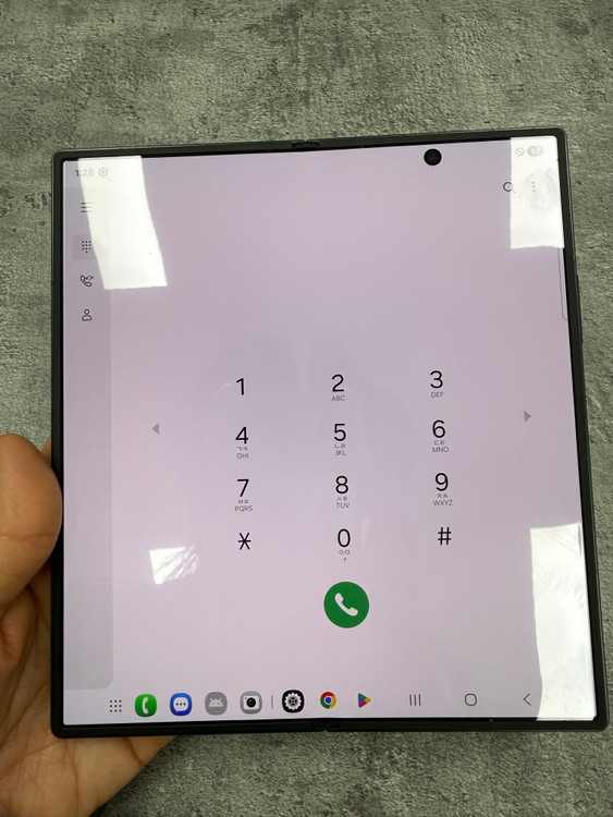 갤럭시 Z폴드7 블랙 256기가 (S급)--6