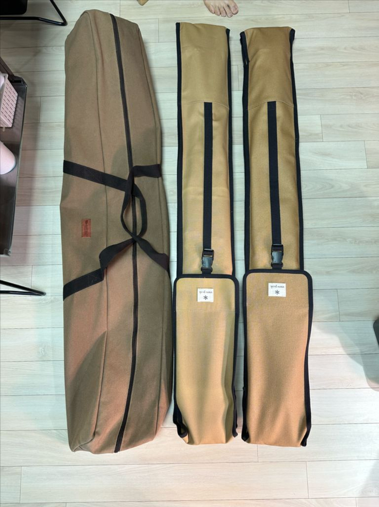 스노우피크 한정판 테이크 체어 롱 블랙 / 스티븐 알랜 콜라보+ 베어브릭 콜라보 +가방3종 일괄판매--5