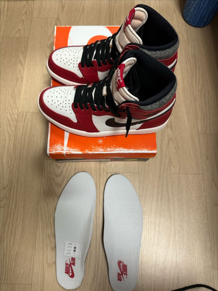 (250)조던 1 레트로 하이 OG 시카고 2022 이미지