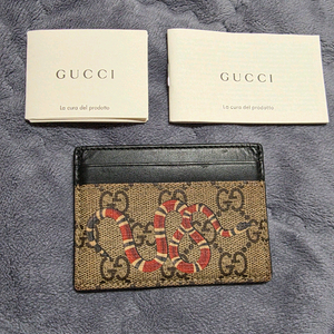(정품) 구찌 킹스네이크(뱀) GG 수프림 반지갑/개인/팝니다.