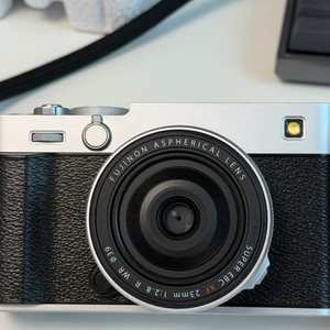 후지필름 X-E5 실버 + XF23mm F2.8 R WR 렌즈 킷 이미지