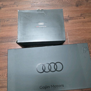 아우디 보스턴백+작은캐리어 미사용 새제품 저렴하게 팝니다.