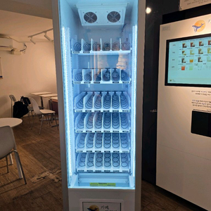 무인카페 디저트/음료/샌드위치 냉장 / 36칸 / 2024년 제조 / 상태좋음 이미지