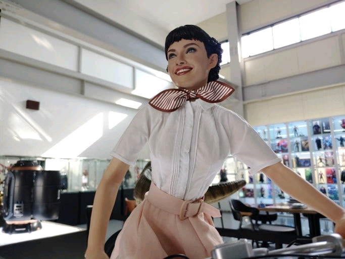 할인) 블리츠웨이 1/4 스케일 로마의 휴일 오드리 햅번 스태츄--6