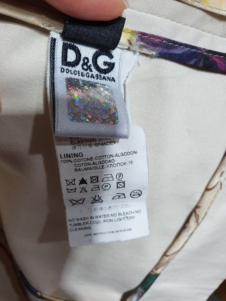 돌체앤가바나 (홀로 그램 정품)플라워라이닝 자켓--4