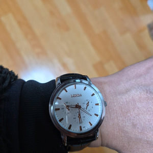 론다 남성 가죽 시계