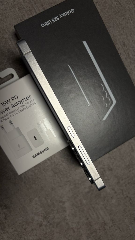 (1달사용) 갤럭시S25 울트라 (화이트) 1TB 판매 이미지