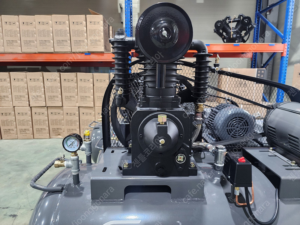 중고 중고압 5마력 400리터 콤프레샤 카센타 정비소용--2