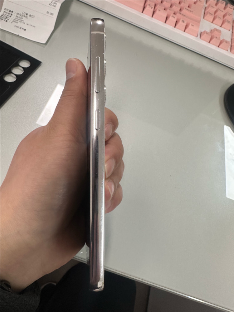 갤럭시 s23플러스 512기가 워치4 44사이즈일괄팝니다--14