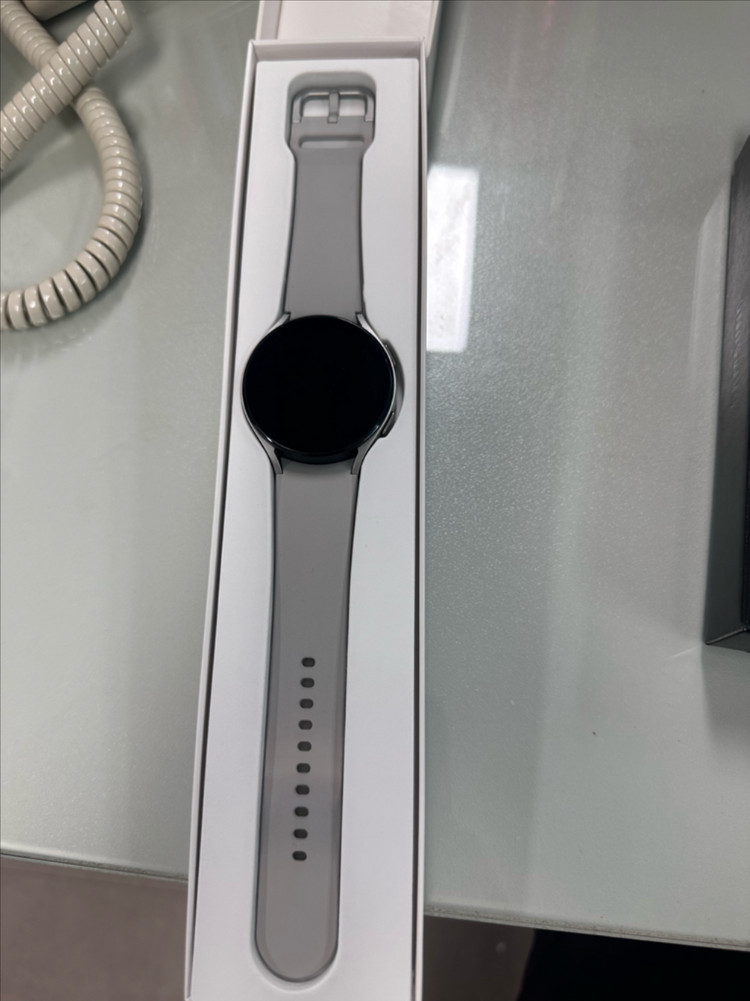 갤럭시 s23플러스 512기가 워치4 44사이즈일괄팝니다--3