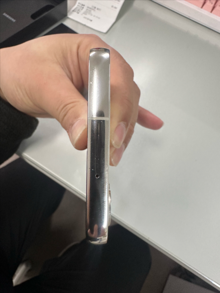 갤럭시 s23플러스 512기가 워치4 44사이즈일괄팝니다--4