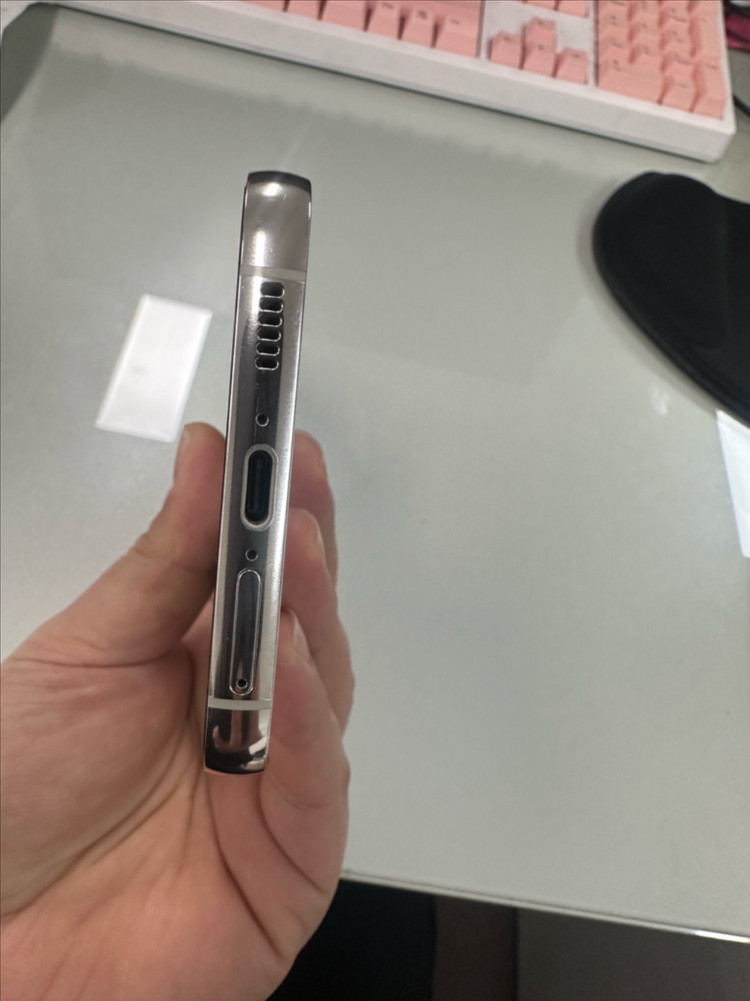 갤럭시 s23플러스 512기가 워치4 44사이즈일괄팝니다--5