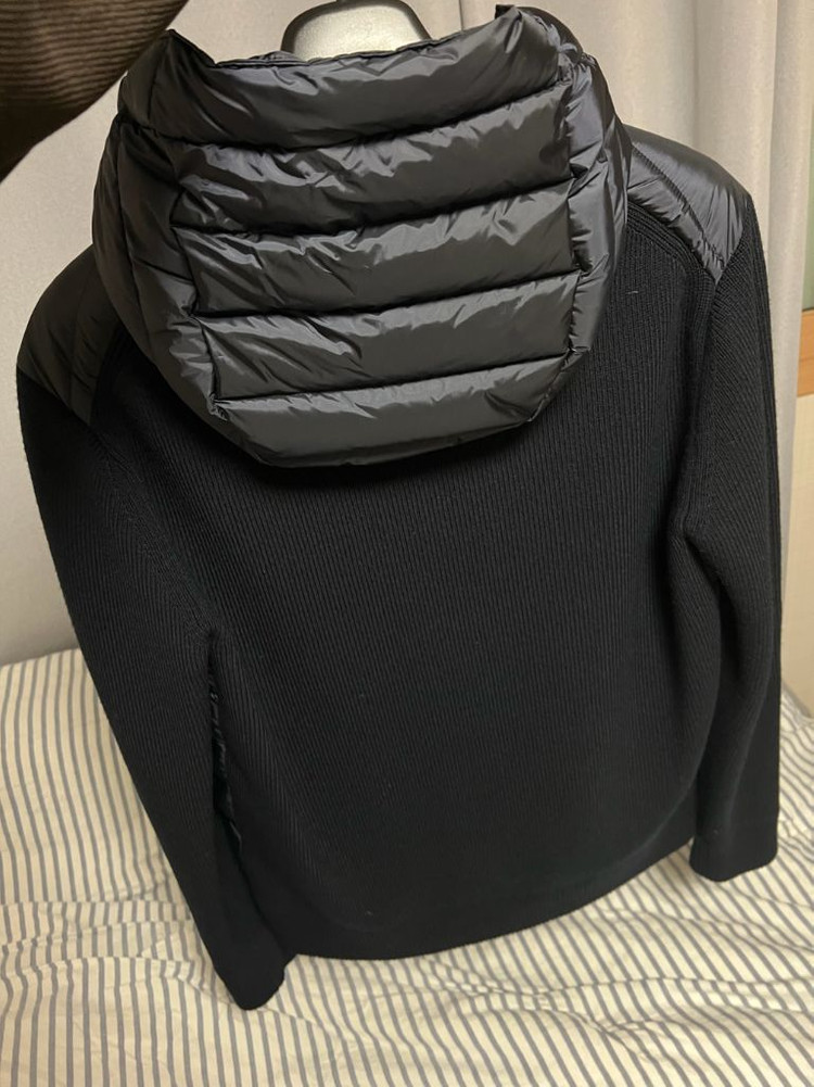 버버리 니트패딩 이미지