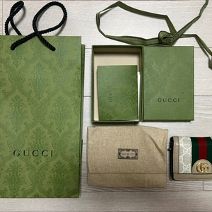 구찌 오피디아 지갑