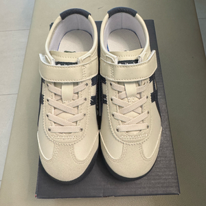 [새상품]오니츠카타이거 키즈 멕시코66 185사이즈