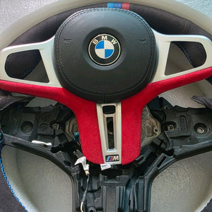 f90 m5(id7) 정품순정 핸들 림 에어백 팝니다. 이미지