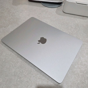 맥북 m2 air 13인치