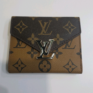 루이비통 반지갑