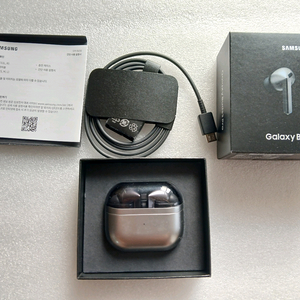 갤럭시 버즈3 프로 실버 판매 (박스 풀구성 / 정상작동)