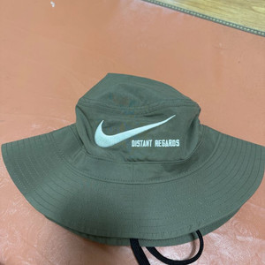 나이키 x 드레이크 녹타 수베니어 캑터스 버킷햇 올리브