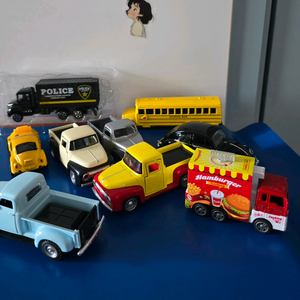 폴리스 택시 트럭 등 일괄