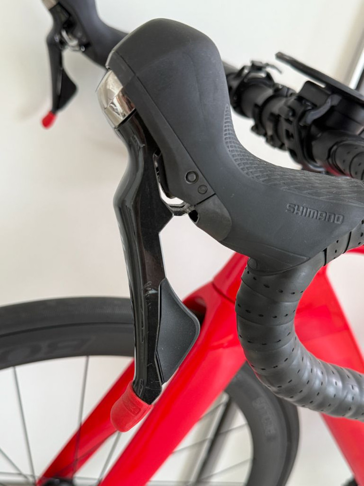 트랙 마돈 sl6 2022 바이퍼레드 52 이미지