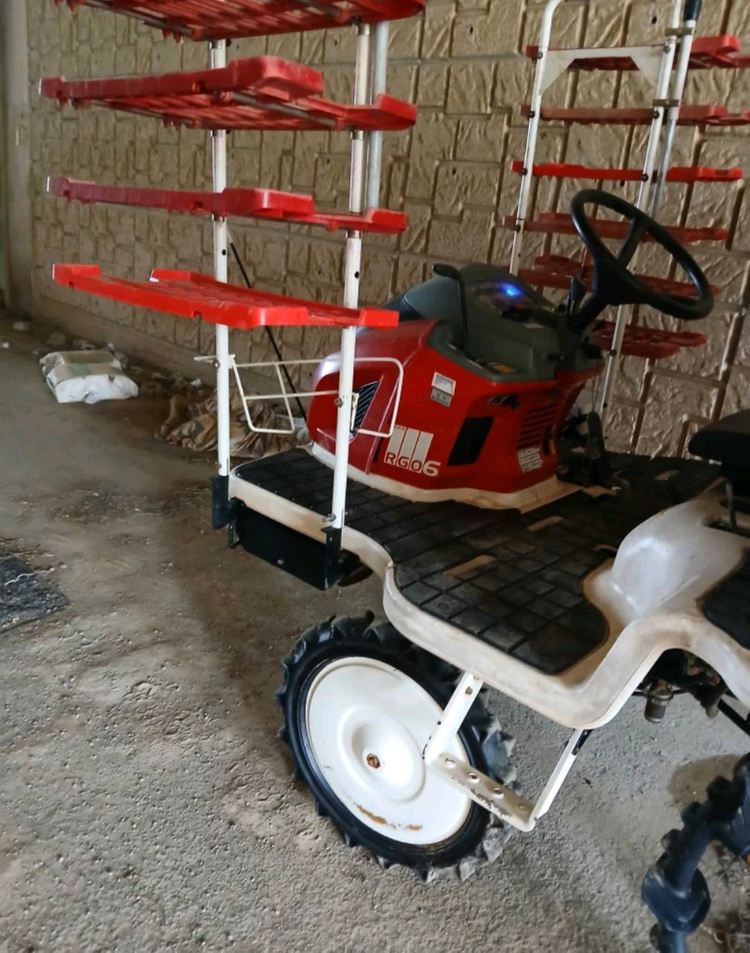 모심는기계 이앙기 국제 이앙기--2